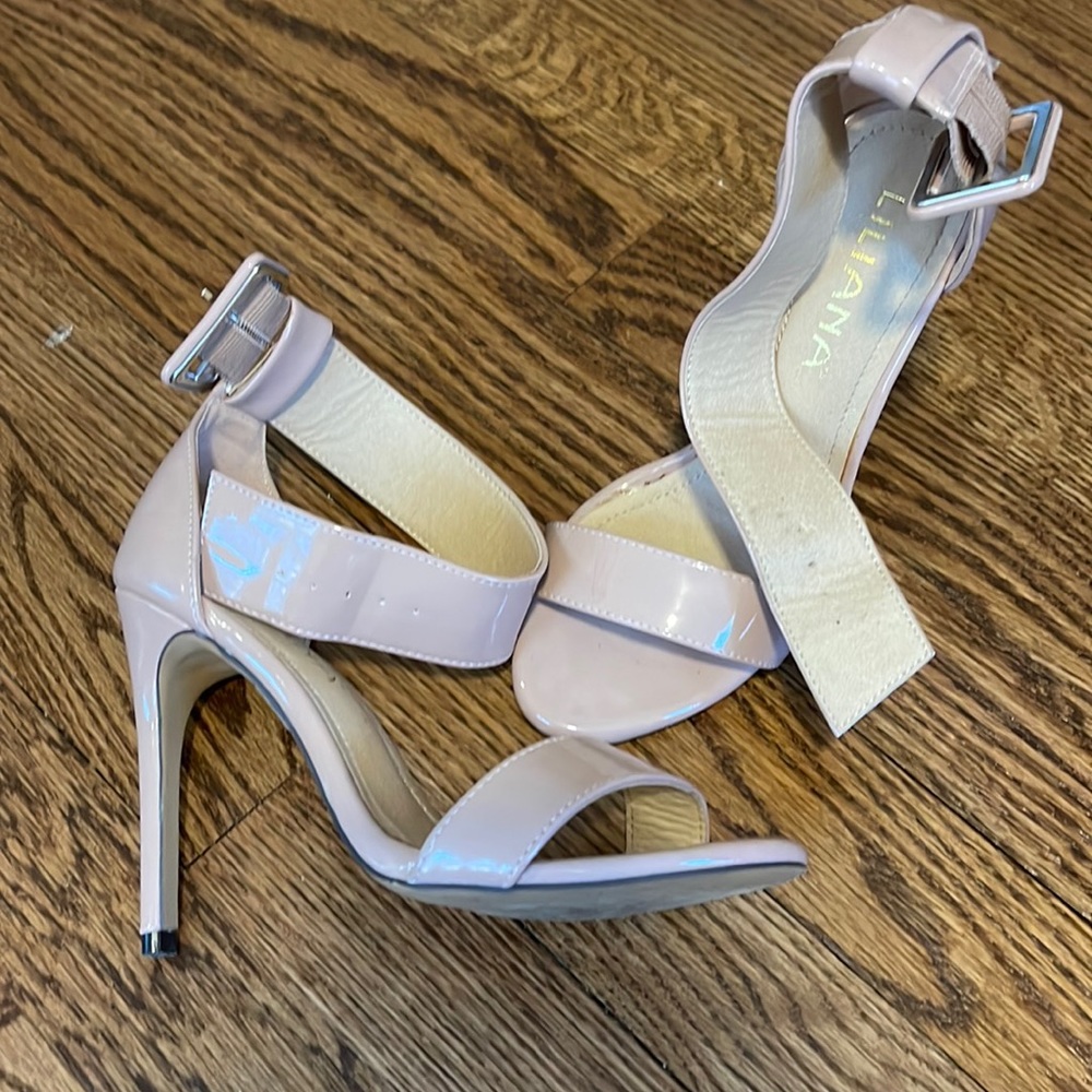 Nude/blush pink heels